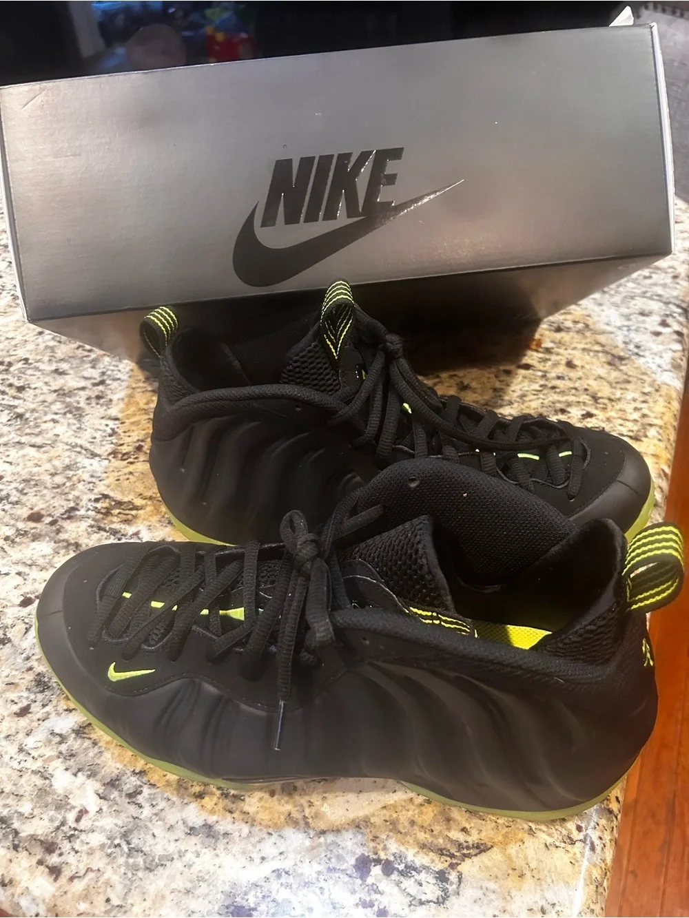 AIR FOAMPOSITE ONE Nike Men’s  Black with Neon Green Accent Athletic Sneakers
